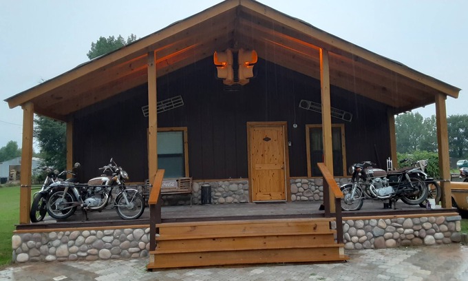 Idabel Cabin | Classic Car Cabin, About 8 miles out of town.nPlease read the description.