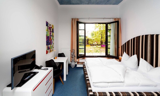 Magdeburg House | Classic double room with terrace - artHOTEL Magdeburg GmbH