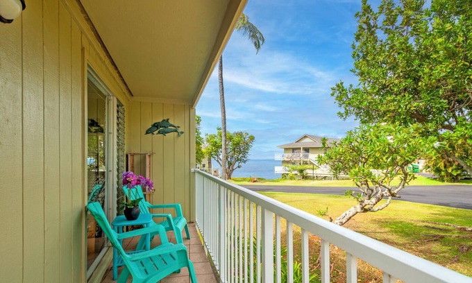 Princeville Condo | Classic Hawaiian Charmer - Spacious and Cheerful w/Large Wraparound Lanai
