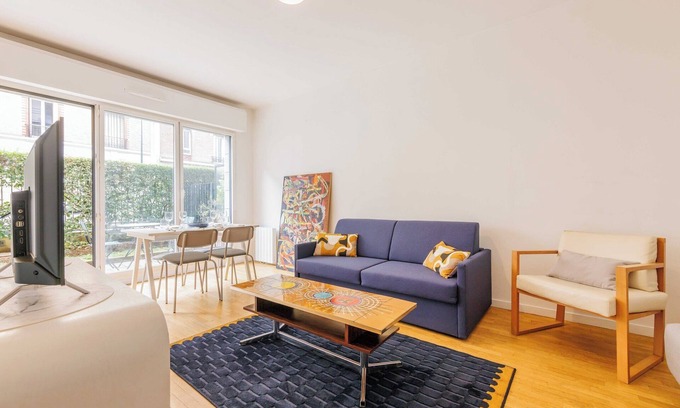 Clichy Apartment | Classy appartement - Clichy