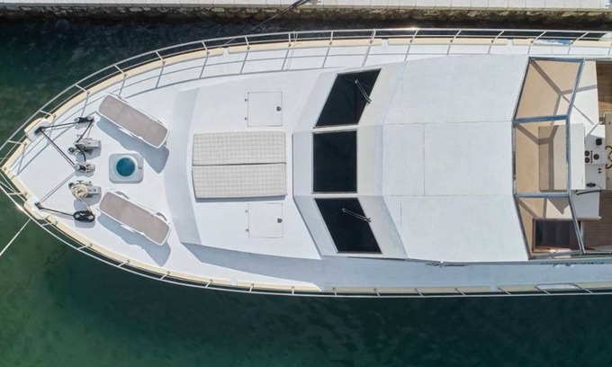 Dobrota Villa | Classy Yacht Villa Yugoslavia