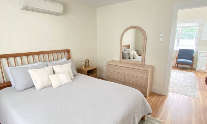 Garden District Apartment | Clean and Modern 1-Bedroom Apartment in Downtown Coeur d'Alene