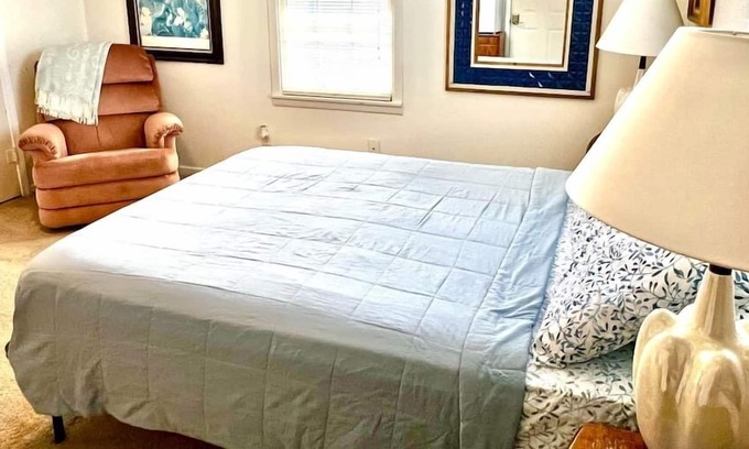 Lubbock Apartment | ★Clean&Cozy★2BR/1BA★private suite★near TTU/UMC