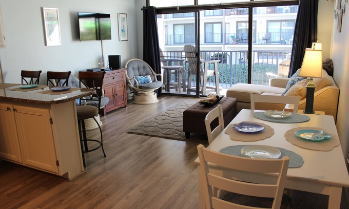 Midtown Ocean City Condo | Clean & Cozy Condo on 36th St. Steps to Beach, Convention Center, Dining & More!