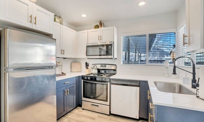 Downtown Salt Lake City Apartment | ❤Clean, Full Kitchen, Family Friendly, Fast Wifi
