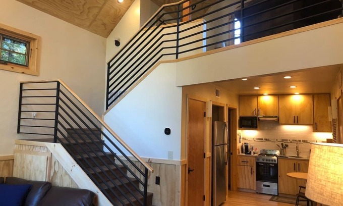Idyllwild Cabin | Clean Modern Cabin with Tesla/J1172 EV charger