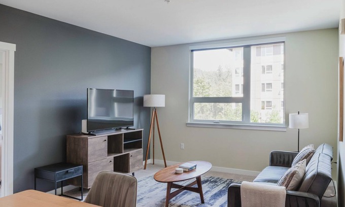 Newcastle Apartment | Clean Newcastle 2BR w/Gym, Pool, Pet Area & W/D, by Blueground