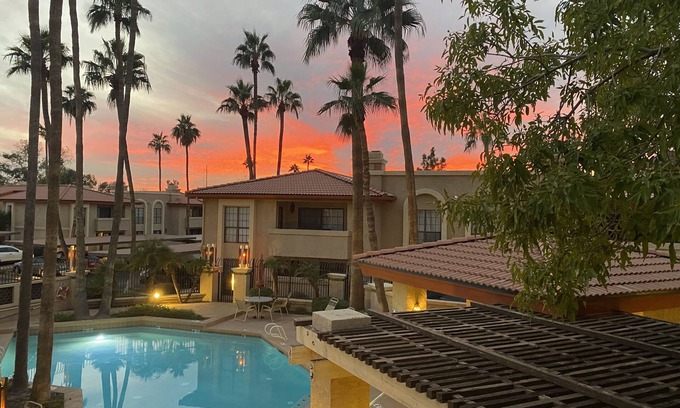 North Mountain Condo | Clean Quiet Beautiful Resort with 3 Pools