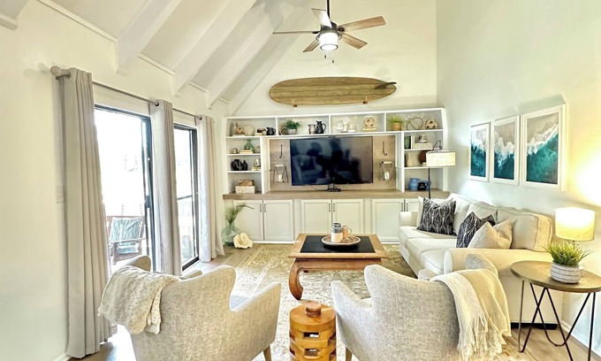 Miramar Beach Condo | Clean & Ready! 100% remodel! Private beach access, & swimming pools galore!