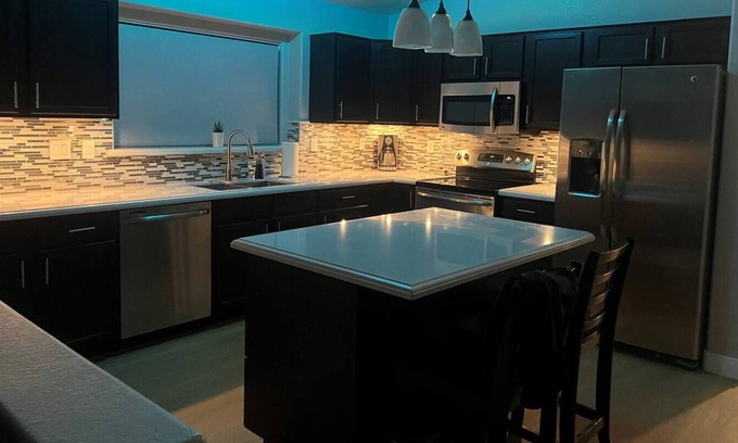 Norterra House | Clean & Simple Luxury in North Central Phoenix.