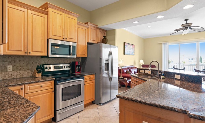Clearwater Beach House | Clearwater Beach 3 Bedroom Waterfront Luxury Townhome