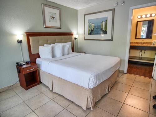 Clearwater Beach Hotel | Clearwater Beach Hotel