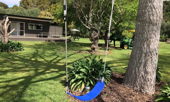 Russell Cottage | Clendon Lodge Studio
