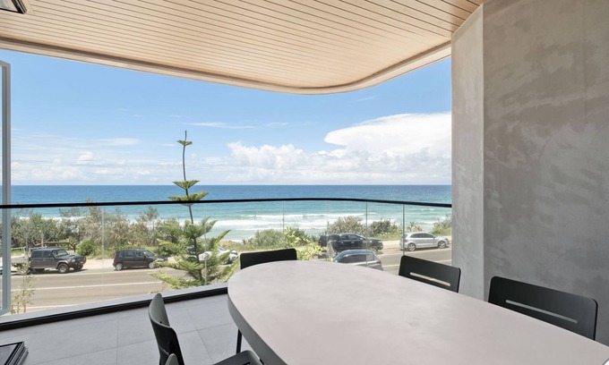 Coolum Beach Apartment | Cleo - Coolum Beach