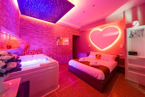 Aventine House | Cleopatra