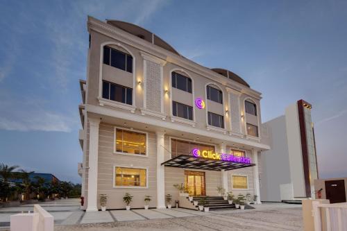Varanasi Hotel | Click Collection Grand Gateway Varanasi