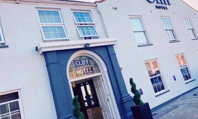 Gorleston-on-Sea Hotel | Cliff Hotel