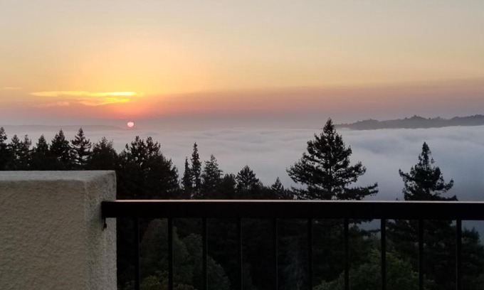 Los Gatos House | Cliff House in Vineyards