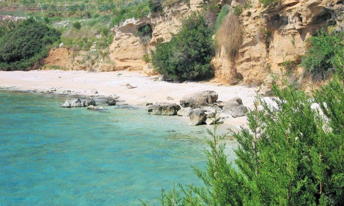 Nerezise Villa | Cliff-top Two Bedroom Beachfront Old Stone Villa Among Vineyards!