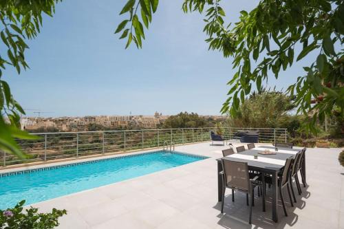 Xaghra Apartment | Clifftop Lodge