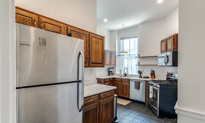 Clifton Apartment | Clifton 1 Bed Renovated Historic Home by Zoo, UC