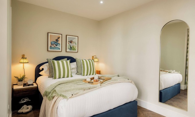 Clifton Apartment | Clifton Road Apartments | No.1