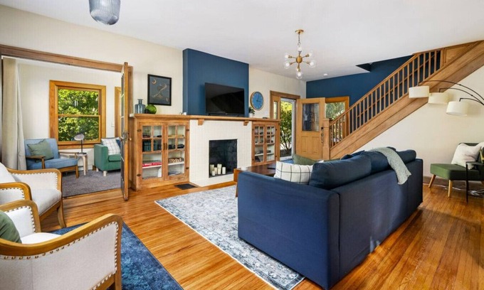 Clintonville House | Clintonville | OSU | Entire Home
