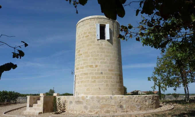 Saint-Emilion House | Clos Moulin Du Cadet