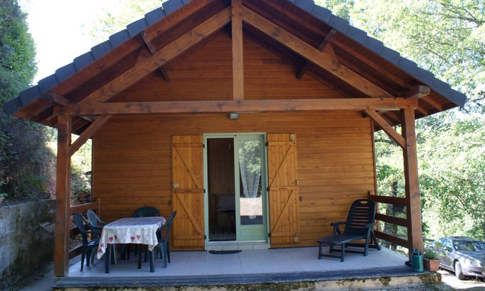 Albignac Ski Chalet | Close Aubazine FOR Lovers OF Peace AND Nature Charming Cottage