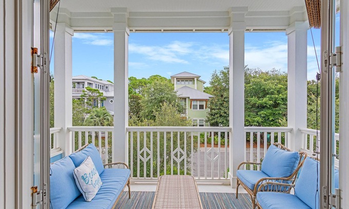Santa Rosa Beach House | Close Private Beach Access, Gated Community, Gym, Tennis & Pickleball, Pool.