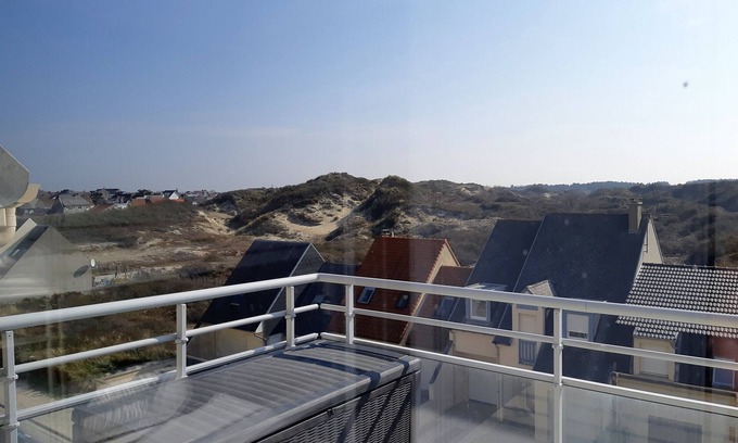 Fort-Mahon-Plage Apartment | Close to beach with parking and balcony in Fort-Mahon-Plage