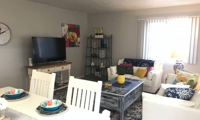 West Valley City House | Close to Downtown. 5 min to Airport. Large 1 Bedroom private condo