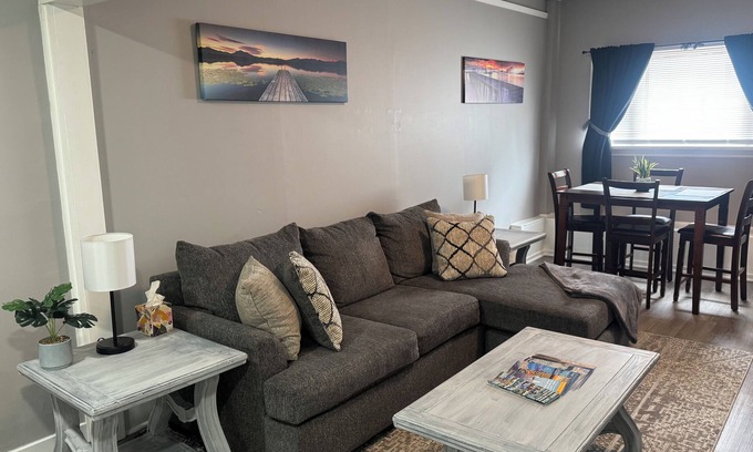 Geneva Apartment | Close to downtown, Hobart college , and beautiful Seneca lake
