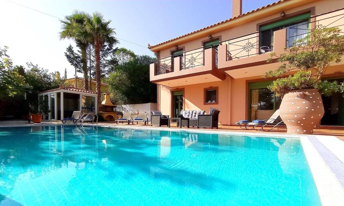 Kateleios Villa | Close to Katelios beach, tavernas and mini market