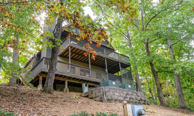Pigeon Forge Ski Chalet | Close to Pigeon Forge-walking distance to Swimming Pool Access-gas fire pit-game room