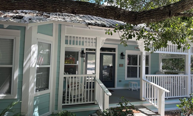 Seagrove Beach House | Close to Seaside! Cozy Cottage. Private heated pool