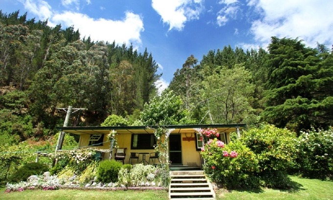 Riwaka Cottage | Close to the beaches away from the crowds!n