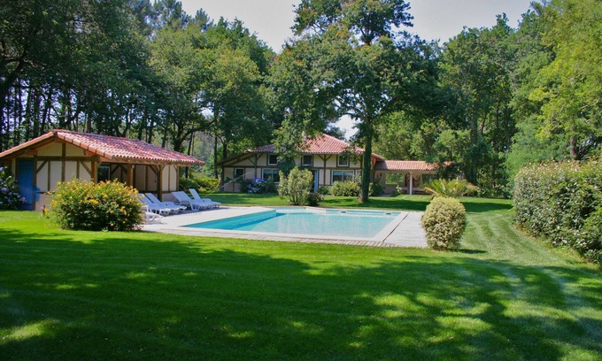 Moliets-et-Maa Villa | Close to the ocean, VILLA GLORIEUX TEMPLIER, 7bed, heated and secured swimming pool