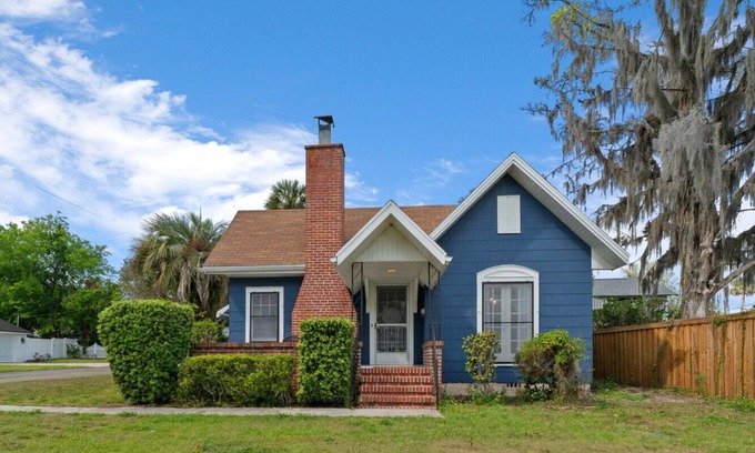 Historic District House | Close to WEC, Beach, Crystal River, & Everything in Central Florida
