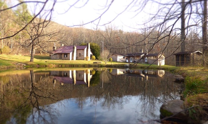 Syria Cabin | Closest Cabin to Old Rag & Steps to White Oak Canyon; 2 ponds w/private creek