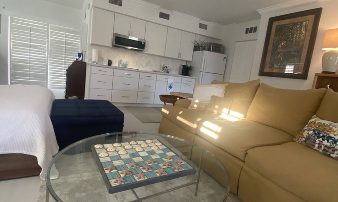 Vanderbilt Beach Apartment | Closest studio to Vanderbilt Bch, lovely remodel, yard, has everything & extras!