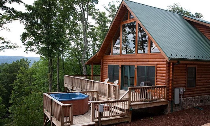 Ferguson House | Cloud Nine - Mountain Views Cabin with Grill and Fireplace