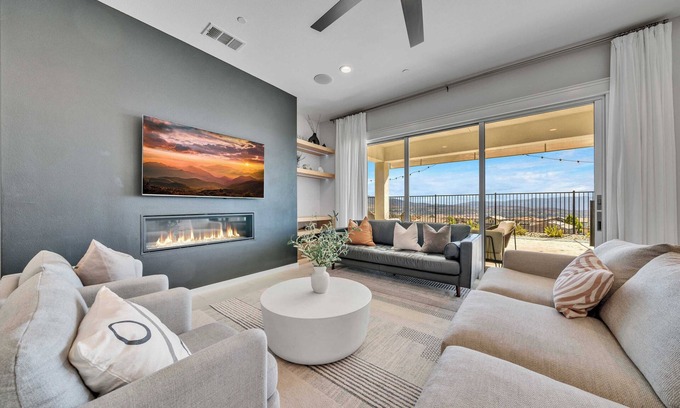 Canyon Country House | Cloud's Edge Residence On Cumulus Ct G#42174