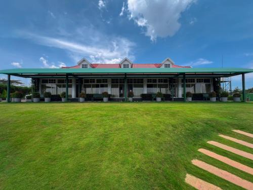 Thankamony part Hotel | Cloudy Court Resort