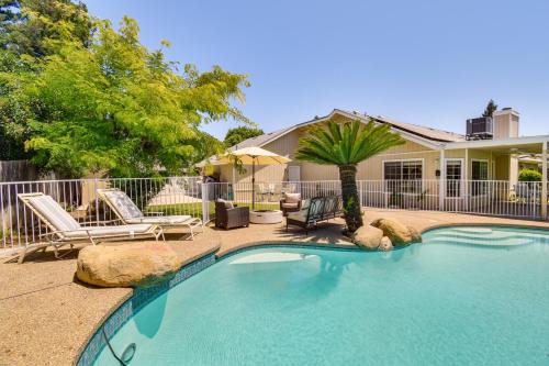 Clovis House | Clovis Family Home Private Pool, Near Old Town!