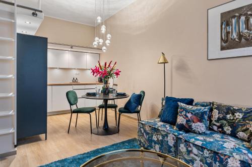 Luebeck Old Town Apartment | CLS Moderne City-Wohnung in Lübeck Altstadtinsel, gratis WLAN, Smart TV, alles in in direkter Umgebung Restaurants, Supermarkt, Bushaltestelle, Parkhaus, Bahnhof, Hansemuseum, Hüxstraße, Nähe UKSH und Dräger