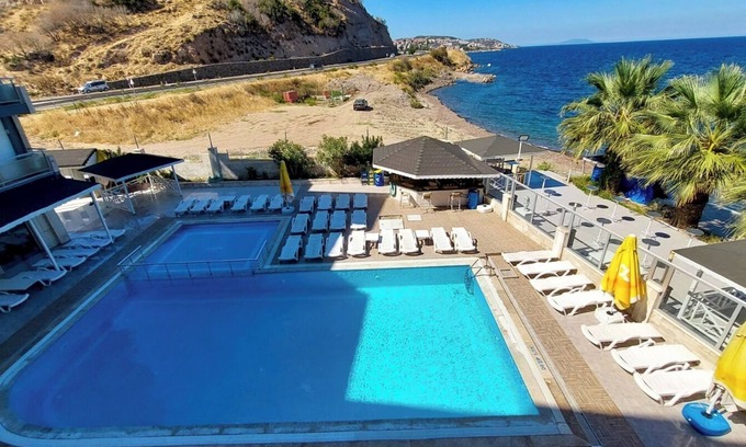Foca Hotel | Club Rose Bay Hotel