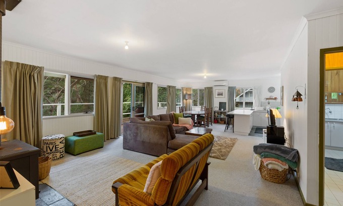 Sawmill Settlement House | Club Snowflake - Base of Buller