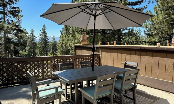 Zephyr Cove House | Clubhouse Family Retreat,Summer in Tahoe,Near lake, pool & downtown, hiking max8