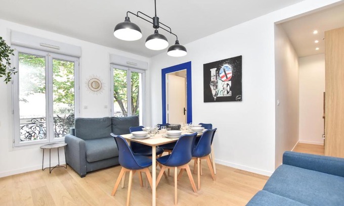 Saint-Fargeau Apartment | CMG Place Saint Fargeau 1
